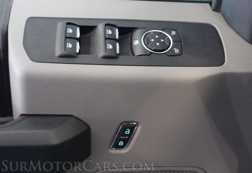 2020 Ford F-350 Super Duty - Image 33