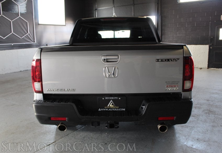 2021 Honda Ridgeline AWD Sport - Image 11