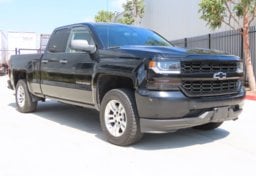 2018 Chevrolet Silverado 1500 - Image 3