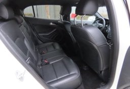 2017 Mercedes-Benz GLA 250 - Image 28