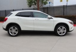 2017 Mercedes-Benz GLA 250 - Image 5