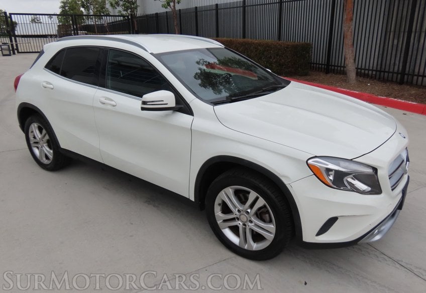 2017 Mercedes-Benz GLA 250 - Image 2