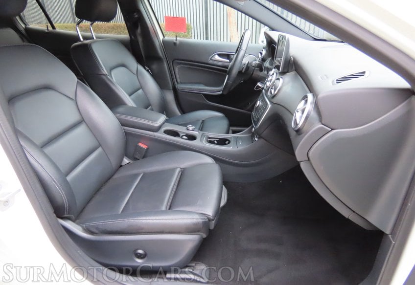 2017 Mercedes-Benz GLA 250 - Image 30