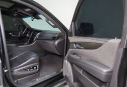 2016 Cadillac Escalade ESV Platinum - Image 42