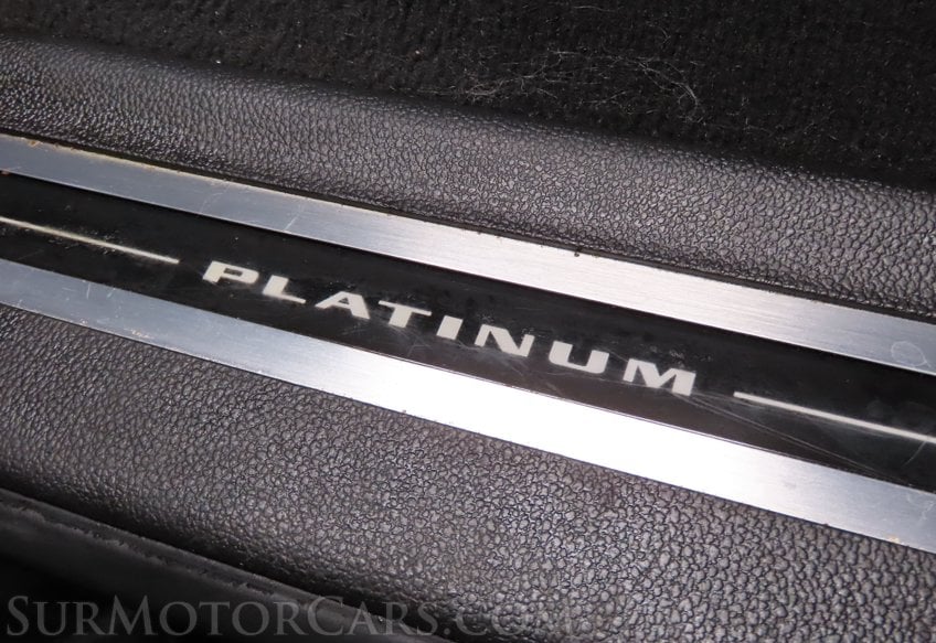 2016 Cadillac Escalade ESV Platinum - Image 24