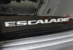 2016 Cadillac Escalade ESV Platinum - Image 12
