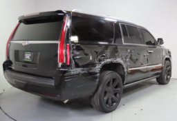 2016 Cadillac Escalade ESV Platinum - Image 39
