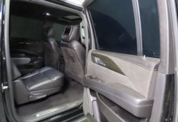 2016 Cadillac Escalade ESV Platinum - Image 46