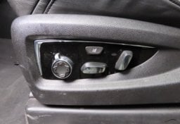 2016 Cadillac Escalade ESV Platinum - Image 34