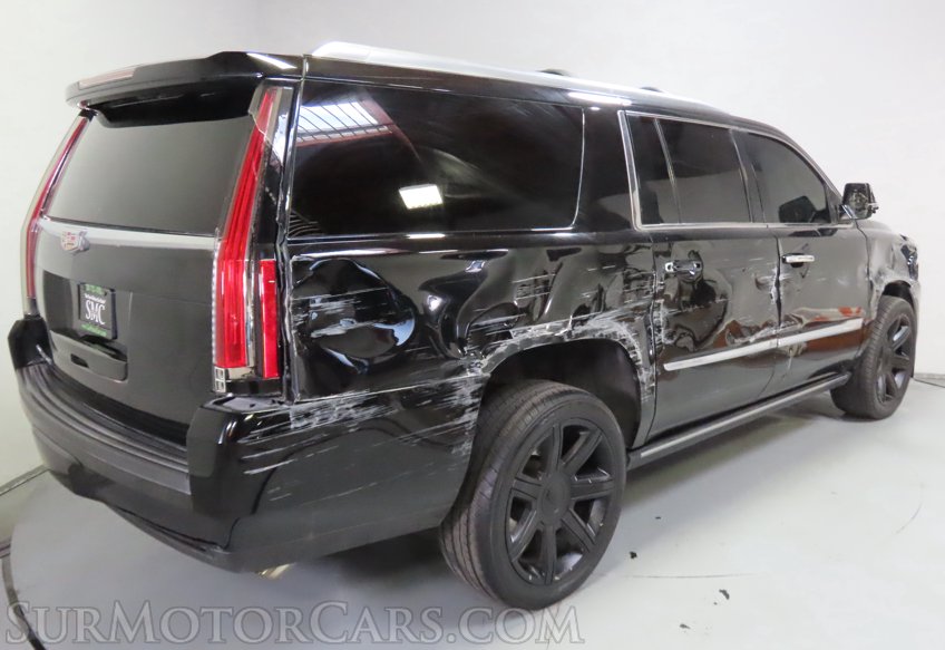 2016 Cadillac Escalade ESV Platinum - Image 40