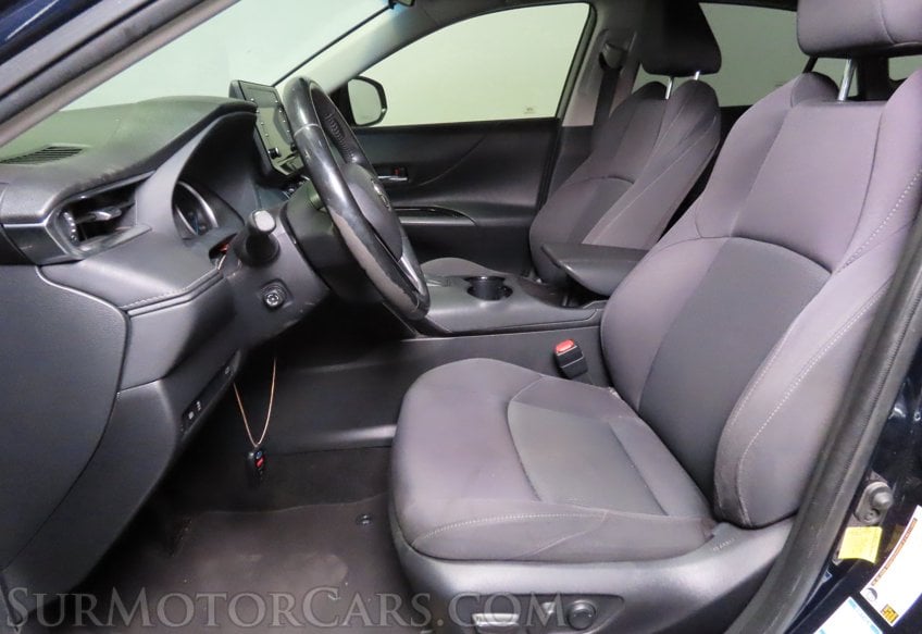 2021 Toyota Venza LE - Image 28