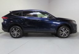 2021 Toyota Venza LE - Image 6