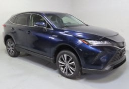 2021 Toyota Venza LE - Image 1