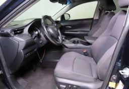 2021 Toyota Venza LE - Image 24