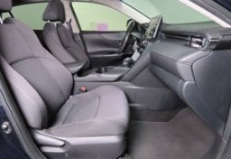 2021 Toyota Venza LE - Image 25