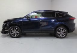 2021 Toyota Venza LE - Image 5