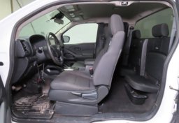 2024 Nissan Frontier S - Image 28