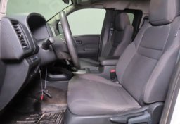 2024 Nissan Frontier S - Image 31