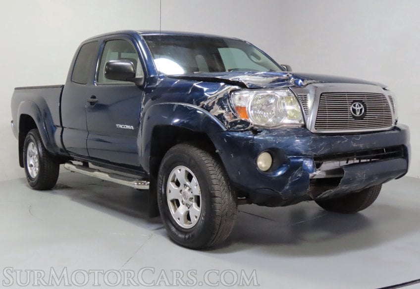 2008 Toyota Tacoma PreRunner V6 - Image 4