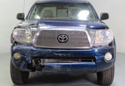 2008 Toyota Tacoma PreRunner V6 - Image 11