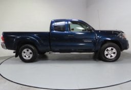 2008 Toyota Tacoma PreRunner V6 - Image 5