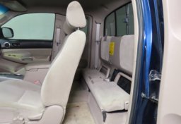 2008 Toyota Tacoma PreRunner V6 - Image 35