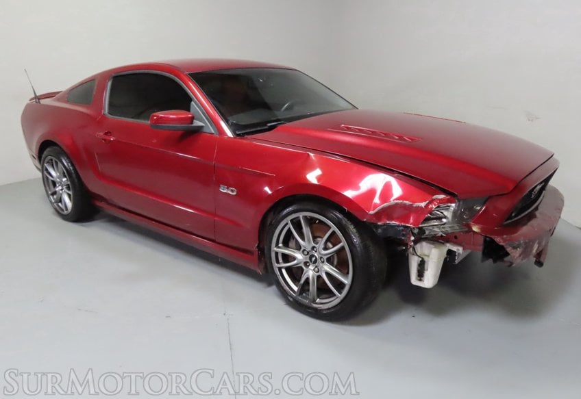 2014 Ford Mustang GT Premium - Image 2