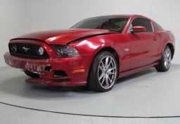 2014 Ford Mustang GT Premium - Image 3