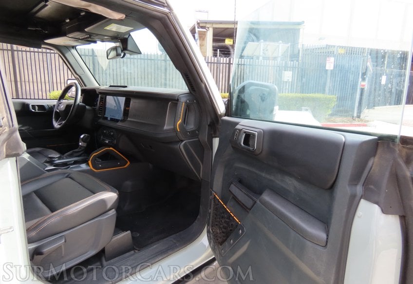 2024 Ford Bronco Badlands - Image 47