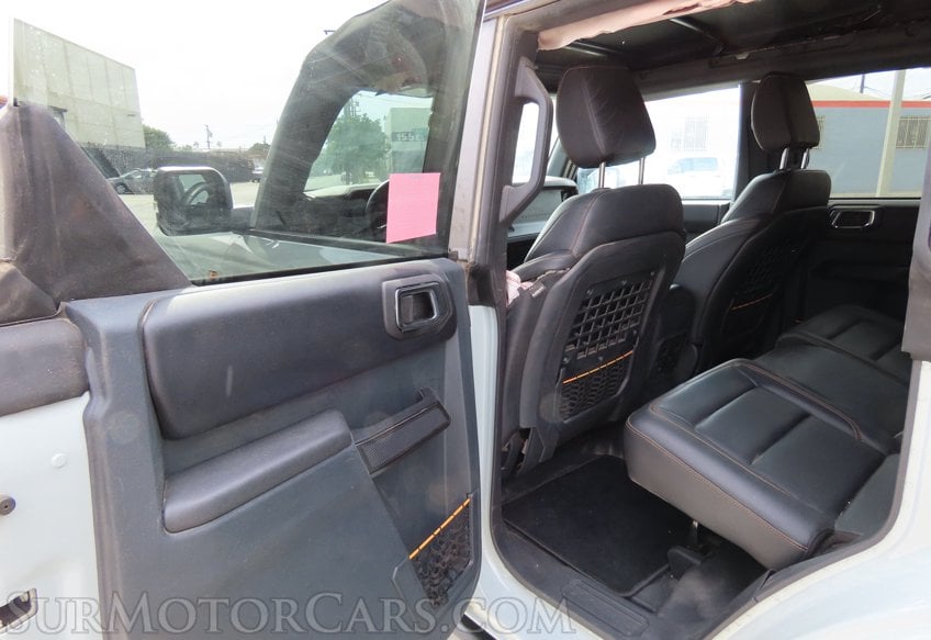 2024 Ford Bronco Badlands - Image 35