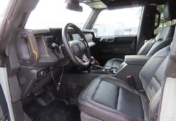 2024 Ford Bronco Badlands - Image 30