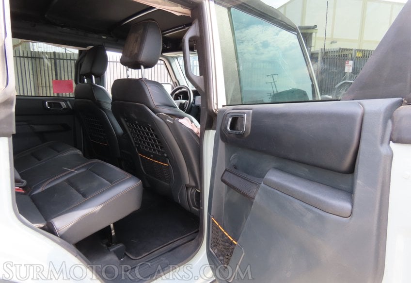 2024 Ford Bronco Badlands - Image 44