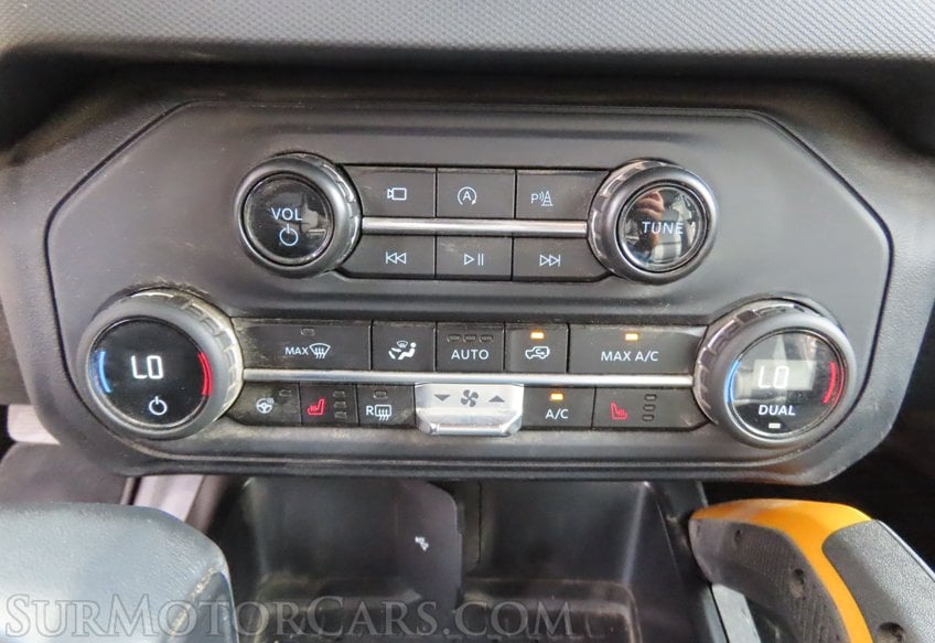 2024 Ford Bronco Badlands - Image 19