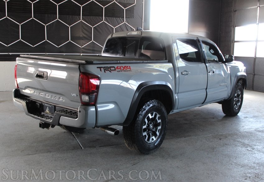 2019 Toyota Tacoma TRD Off-Road - Image 5