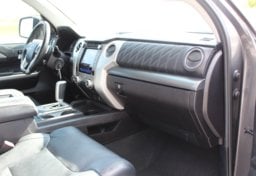 2015 Toyota Tundra - Image 34
