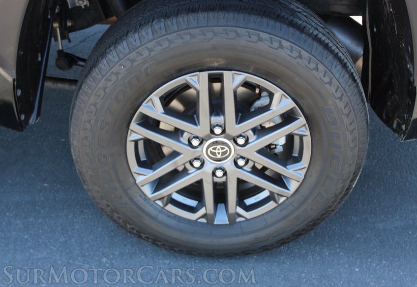 2024 Toyota Tundra 4x4 SR5 - Image 58