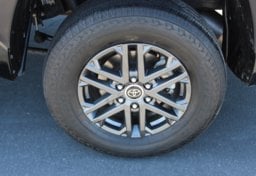 2024 Toyota Tundra 4x4 SR5 - Image 58