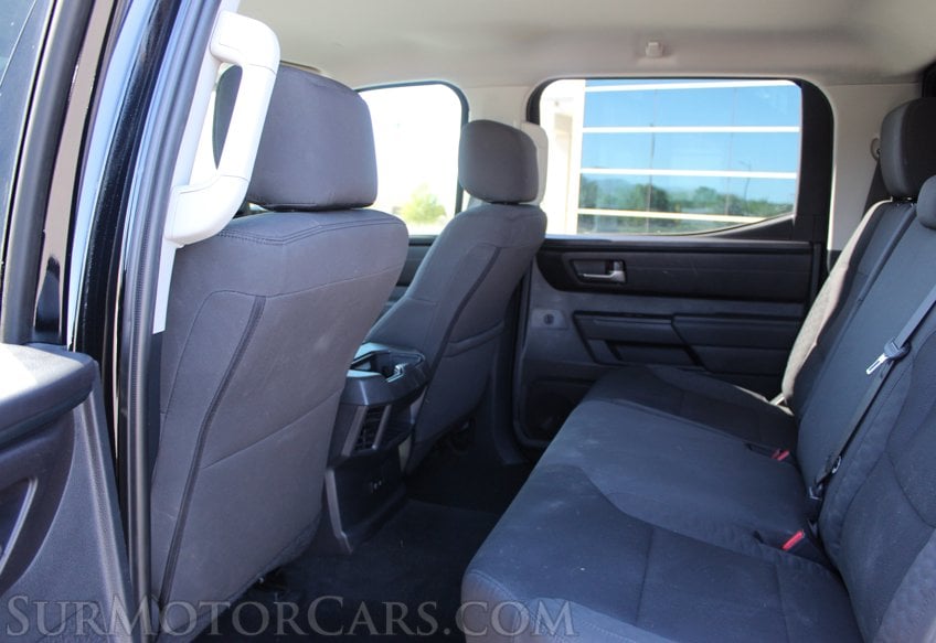 2024 Toyota Tundra 4x4 SR5 - Image 37