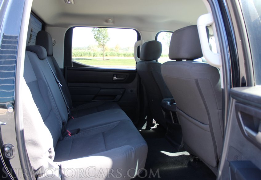 2024 Toyota Tundra 4x4 SR5 - Image 38