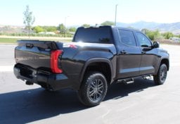2024 Toyota Tundra 4x4 SR5 - Image 6