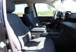 2024 Toyota Tundra 4x4 SR5 - Image 36