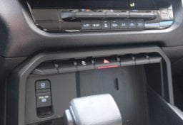 2024 Toyota Tundra 4x4 SR5 - Image 47