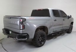 2019 Chevrolet Silverado 1500 - Image 10