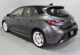 2025 Toyota Corolla Hatchback XSE - Image 9