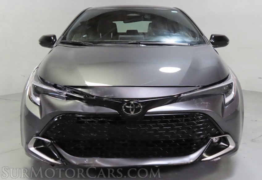 2025 Toyota Corolla Hatchback XSE - Image 12