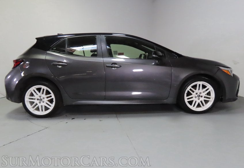 2025 Toyota Corolla Hatchback XSE - Image 6
