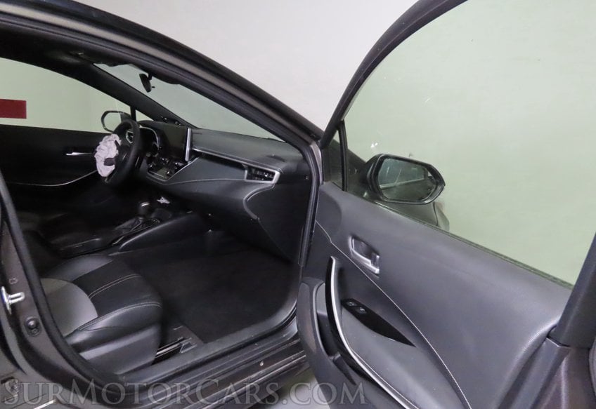 2025 Toyota Corolla Hatchback XSE - Image 46