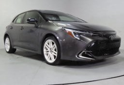 2025 Toyota Corolla Hatchback XSE - Image 4
