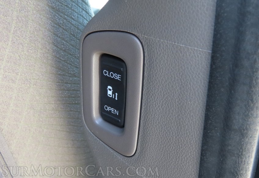 2015 Honda Odyssey EX - Image 25