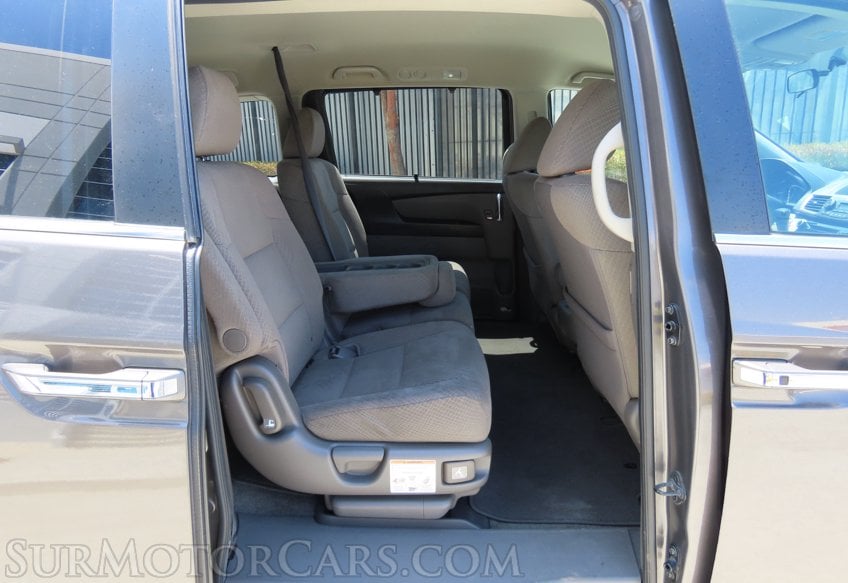 2015 Honda Odyssey EX - Image 27